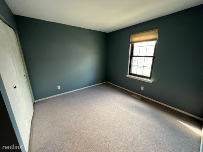 207 Hancock Ct - Photo 20