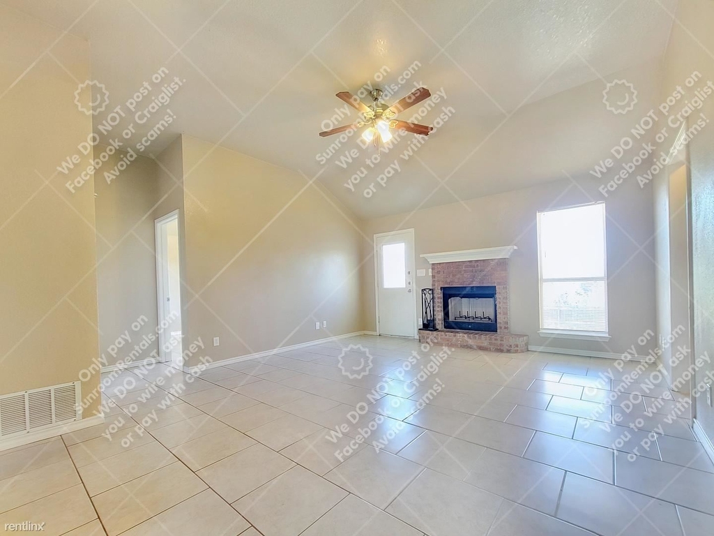 1103 Concho St - Photo 3