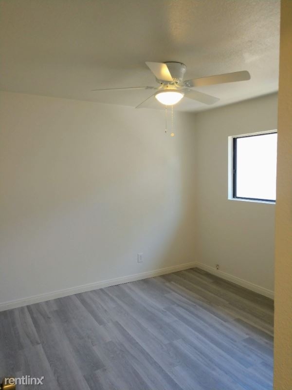 1070 Grand Ave 2 - Photo 20