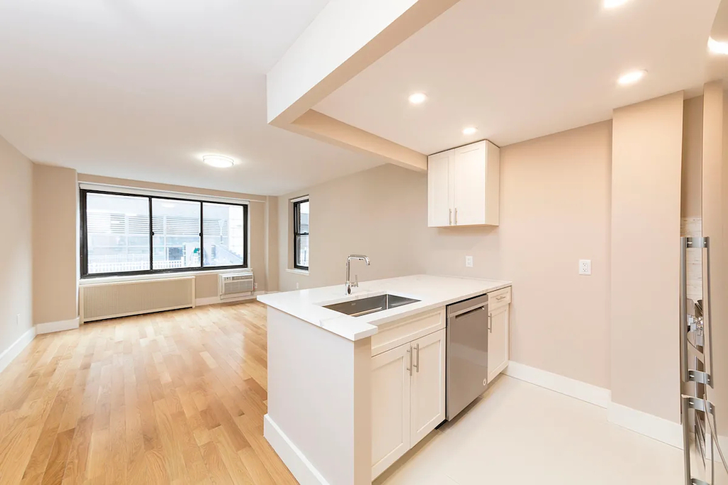 792 Columbus Avenue - Photo 1