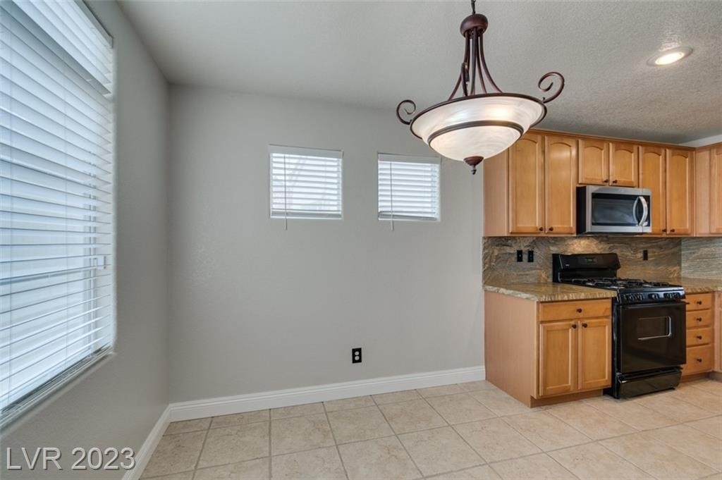 5835 Watercolor Street - Photo 16