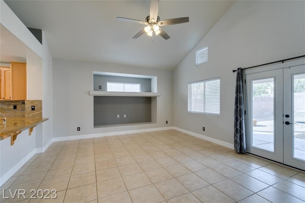 5835 Watercolor Street - Photo 4