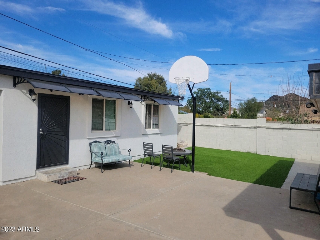 1330 E Mescal Street - Photo 0