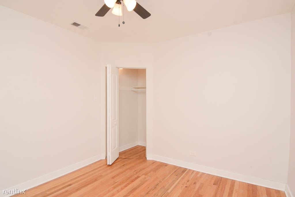 3360 W. Montrose, Unit 4 - Photo 15