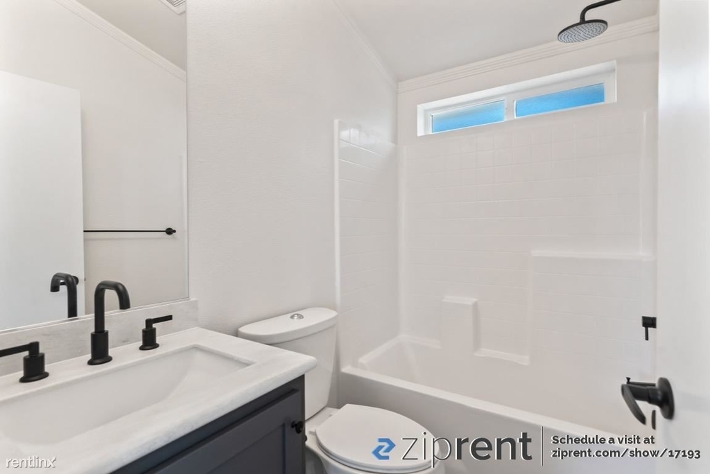 2838 Romagnolo St - Unit A - Photo 15