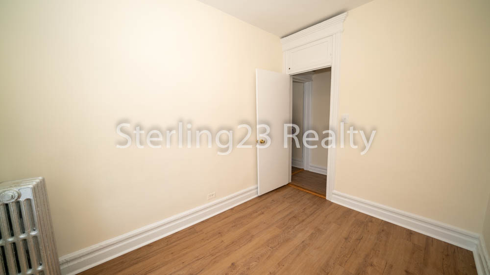 28-02 37th street - Photo 3