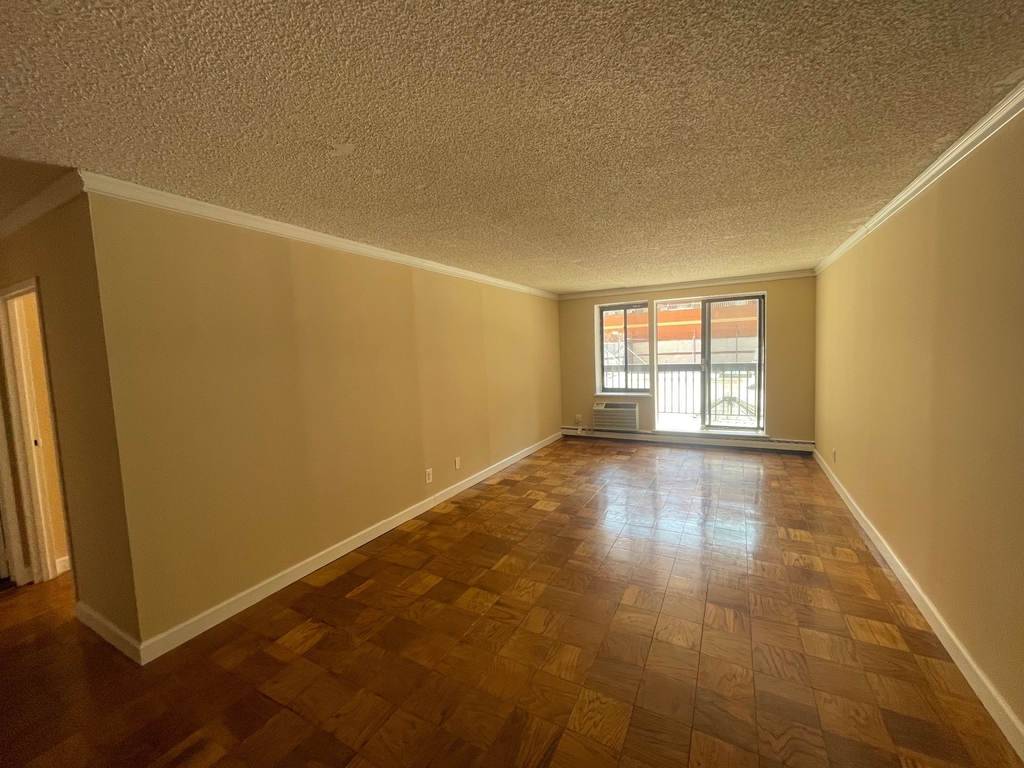 140-16 34th Avenue - Photo 3