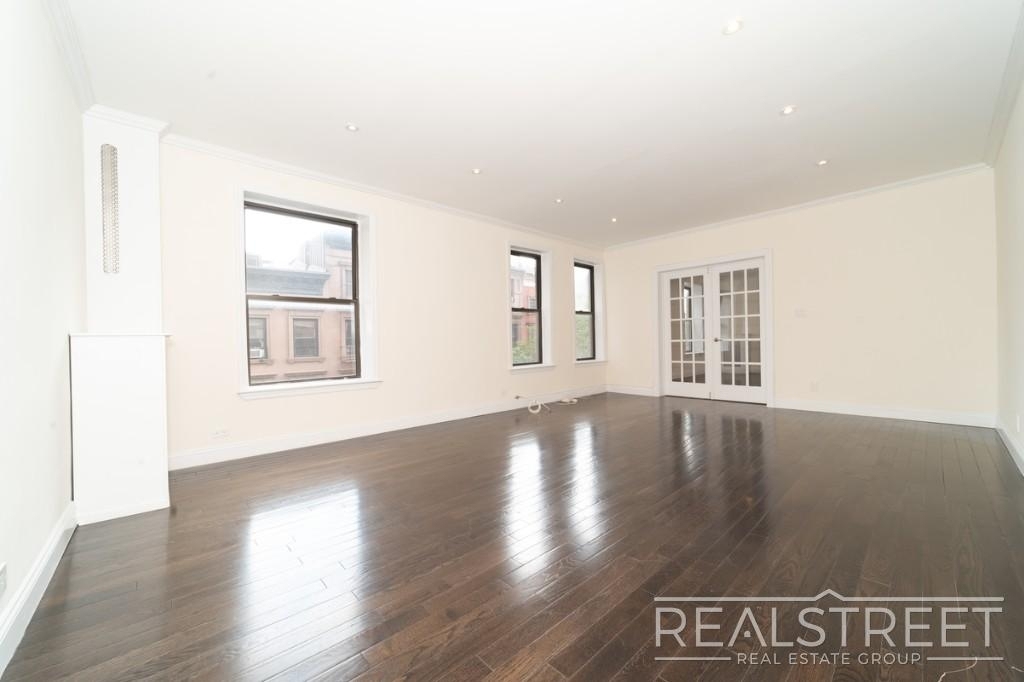 141 Joralemon Street - Photo 1