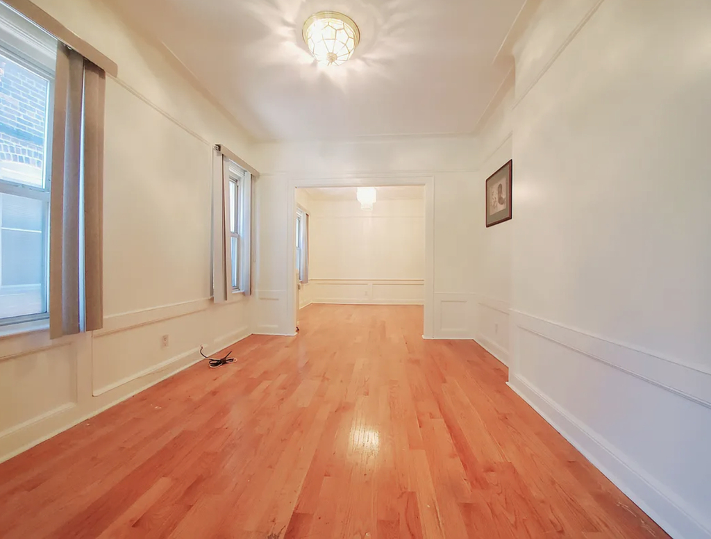 3111 Tilden Avenue - Photo 2