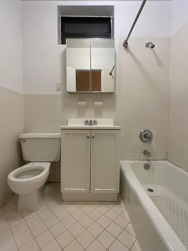 137 West 67th Street - Photo 5