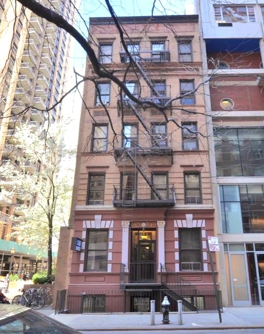 137 West 67th Street - Photo 6