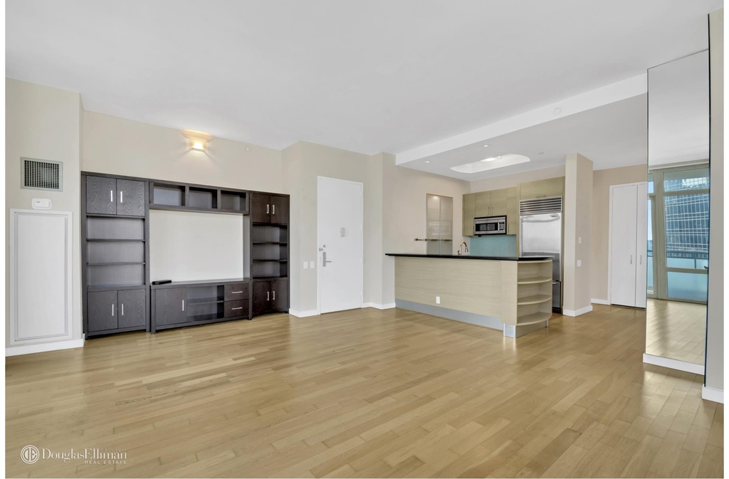 325 Fifth Ave - Photo 6