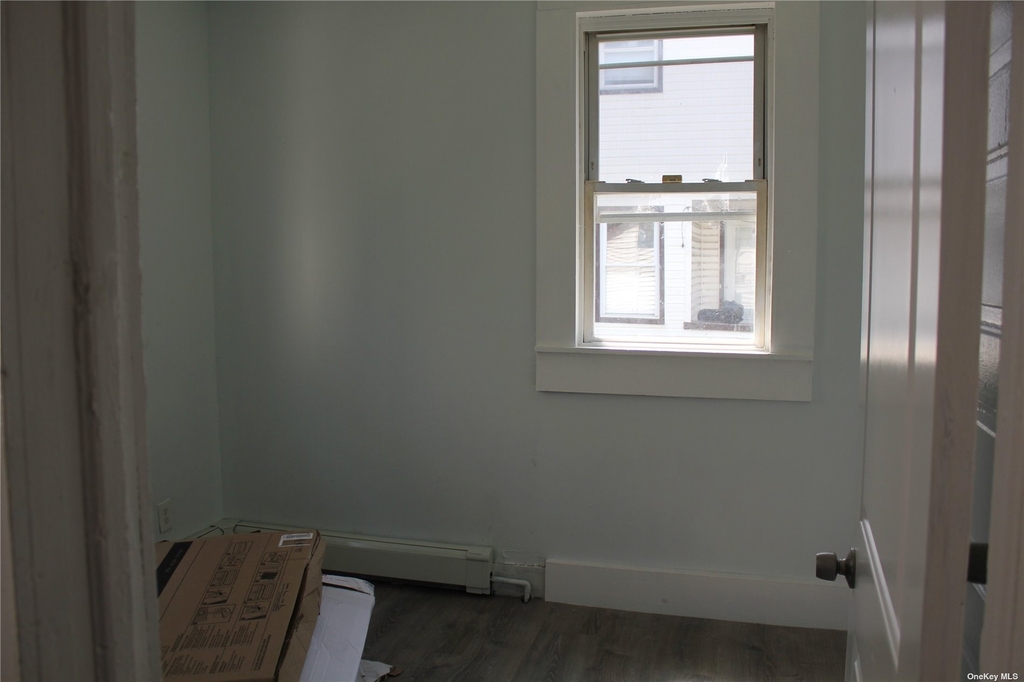 185 Franklin Street - Photo 10