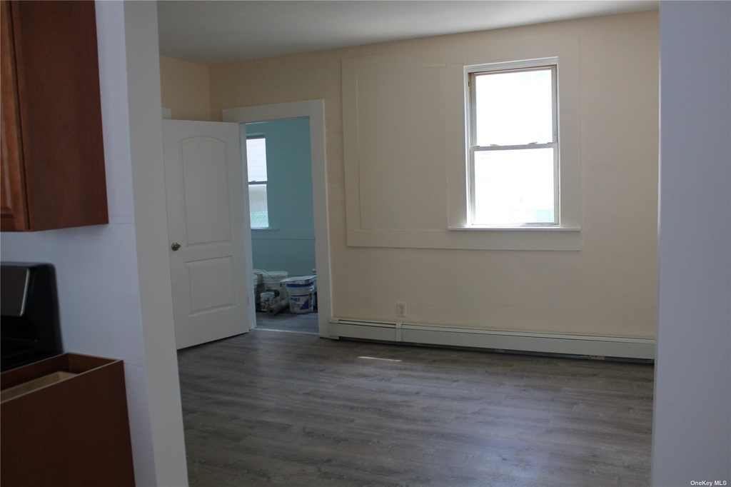 185 Franklin Street - Photo 9