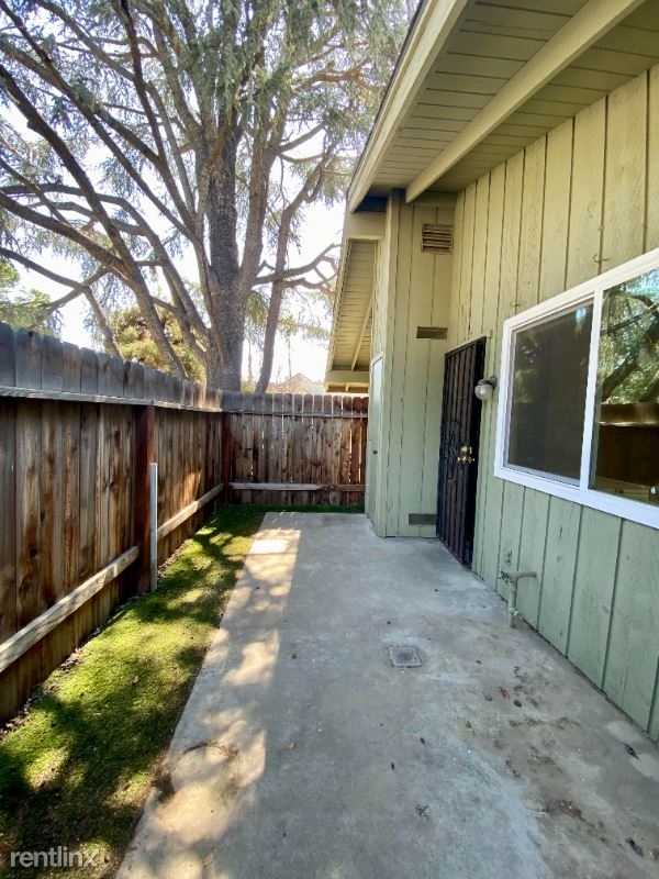 520 W Sierra Ave 101 - Photo 7