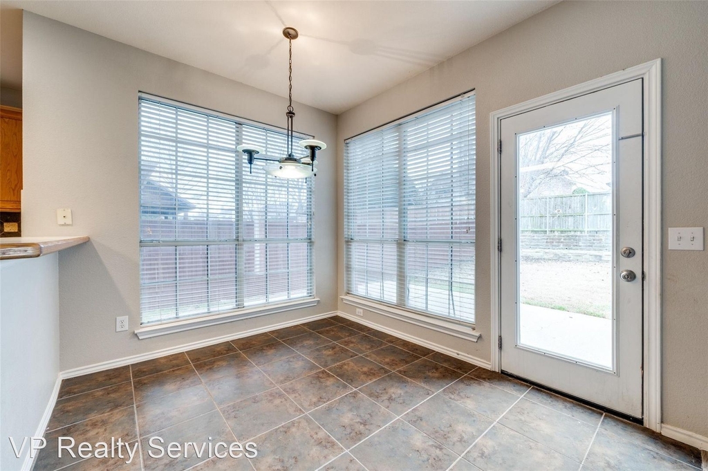 8821 Arbor Creek Lane - Photo 13