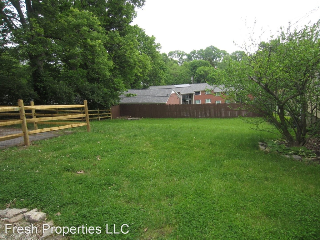 2882 Losantiville Avenue - Photo 6