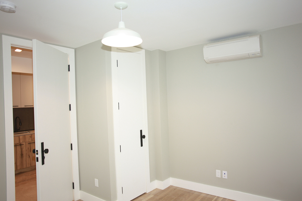 773 Lexington Avenue - Photo 5