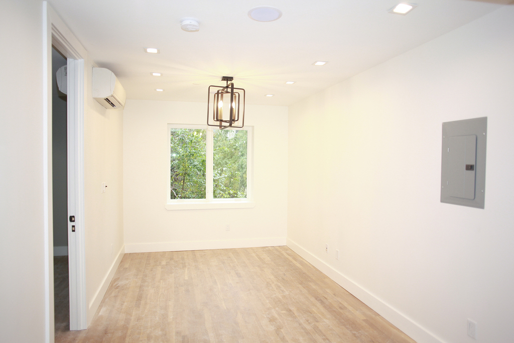 773 Lexington Avenue - Photo 6