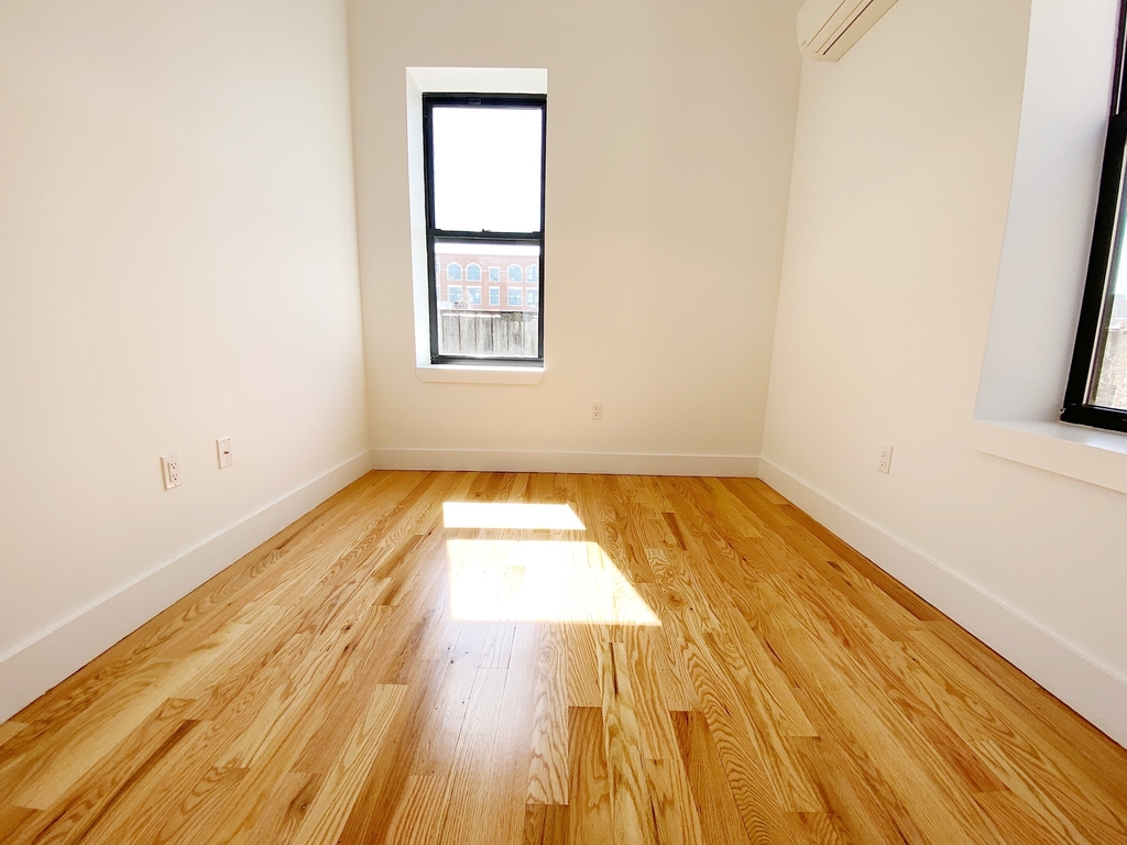 1330 St Johns Place - Photo 4