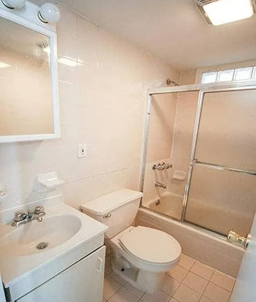 620 East 11th Street - Photo 3