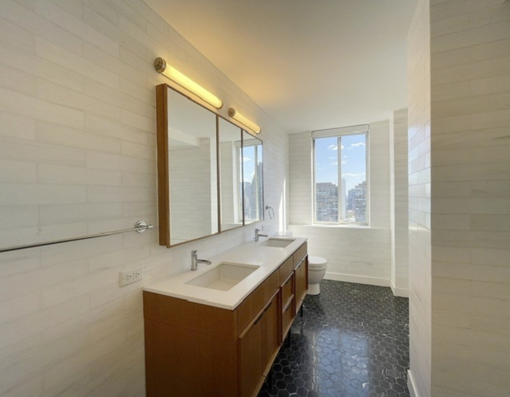 420 East 54th Street - Photo 13