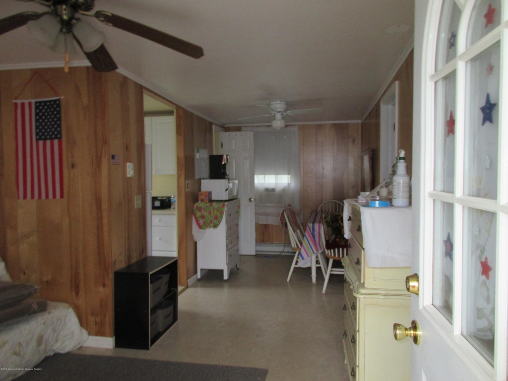 323 15th Avenue - Photo 2