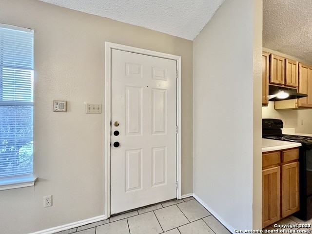 8917 Shadow Wood Ln - Photo 25