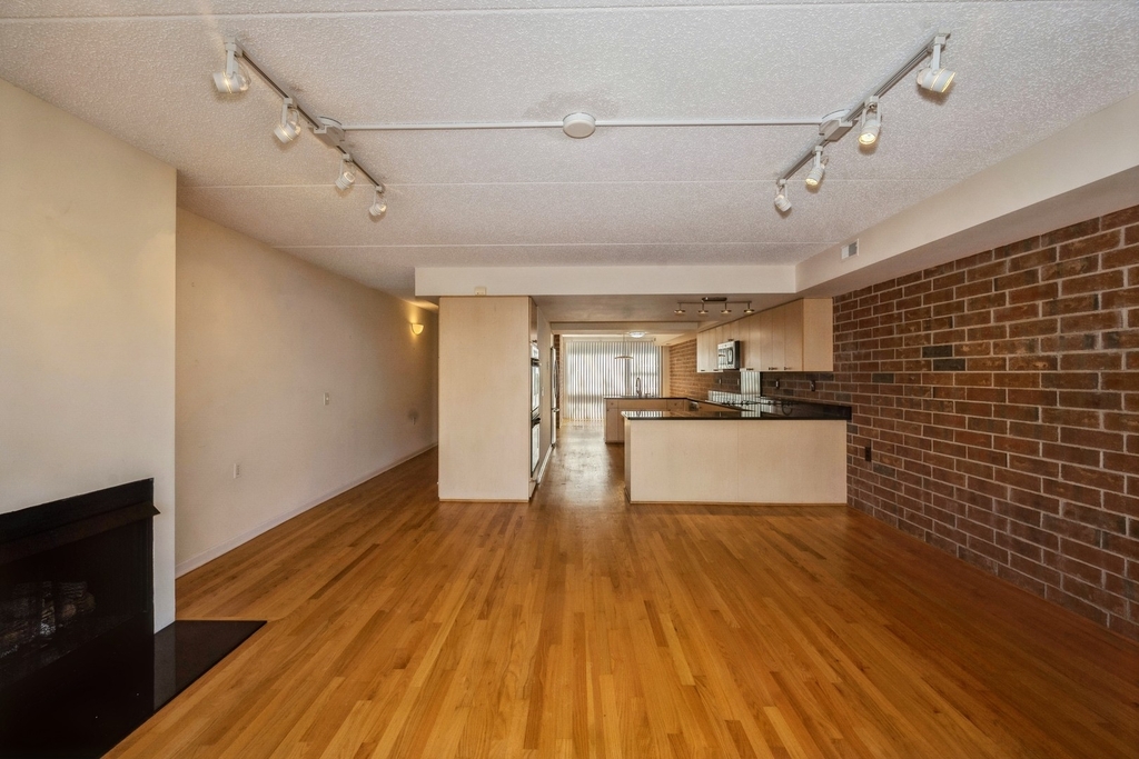 124 E 32nd Street - Photo 1