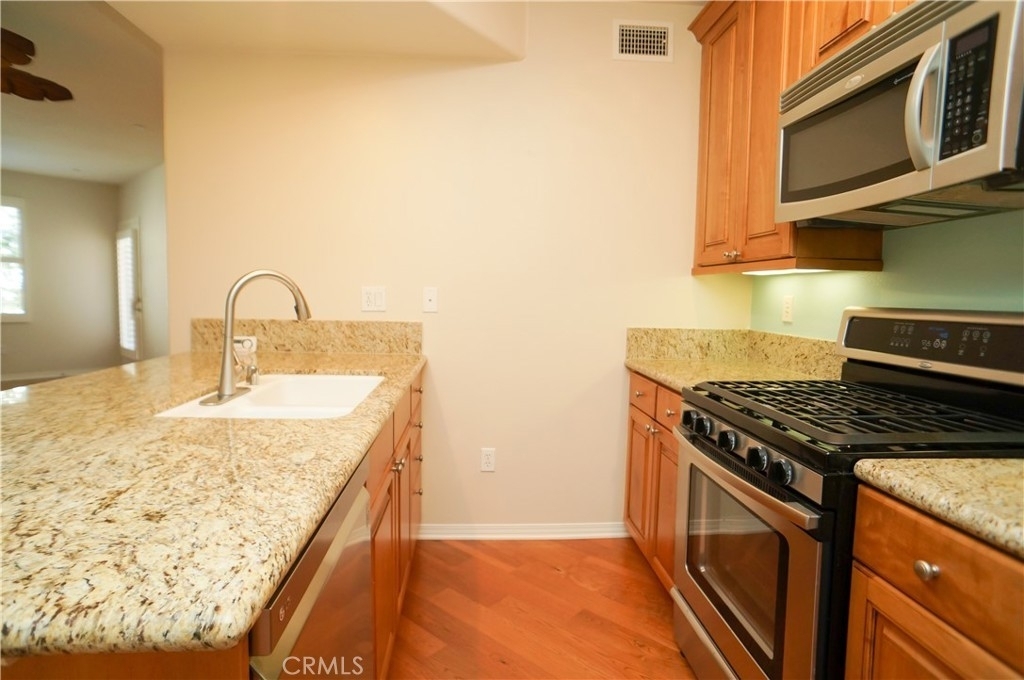 2750 Artesia Boulevard - Photo 12