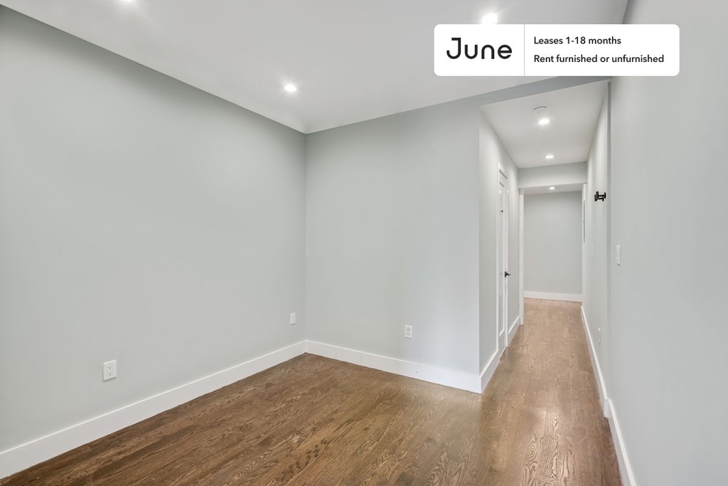 1675 Lexington Avenue - Photo 12