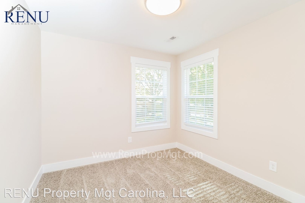 1601 Martin Ave - Photo 13