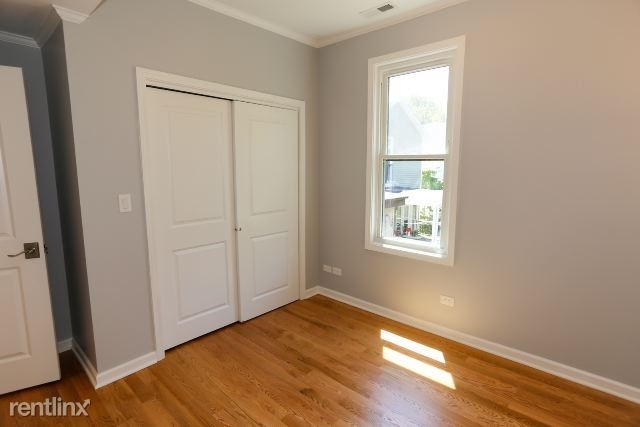 4236 N. Albany, Unit 3 - Photo 12