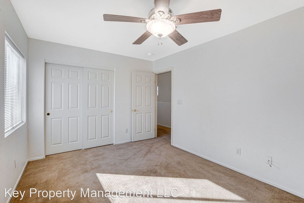 5870 Gentleslope St - Photo 13