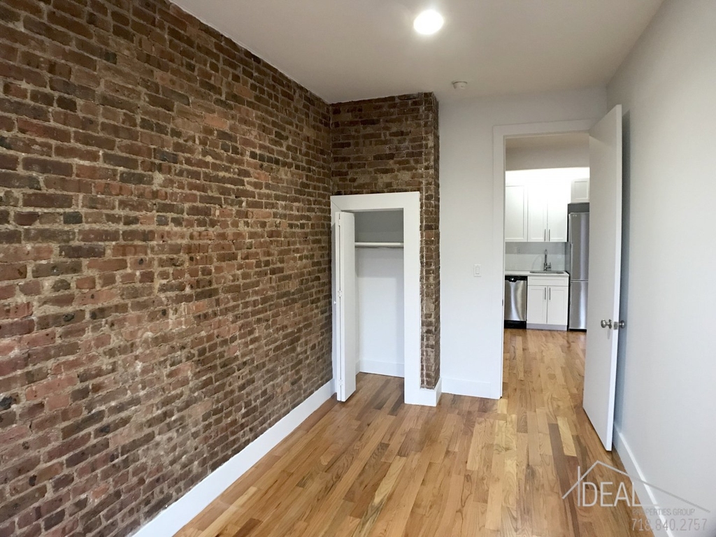 1486 Bedford Avenue - Photo 6