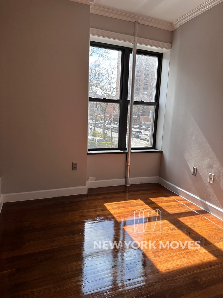 2nd Ave East 108th Street - Photo 10