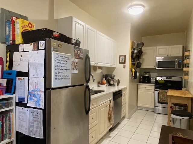 220 Cabrini Boulevard - Photo 5