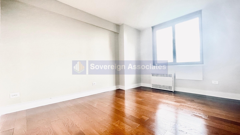 3333 Broadway - Photo 5