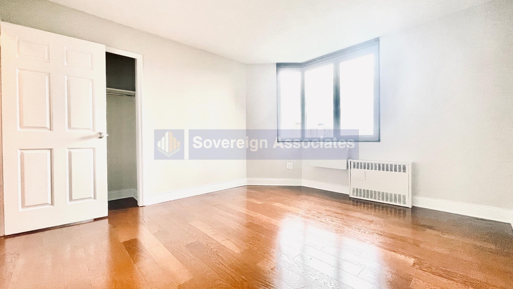 3333 Broadway - Photo 4