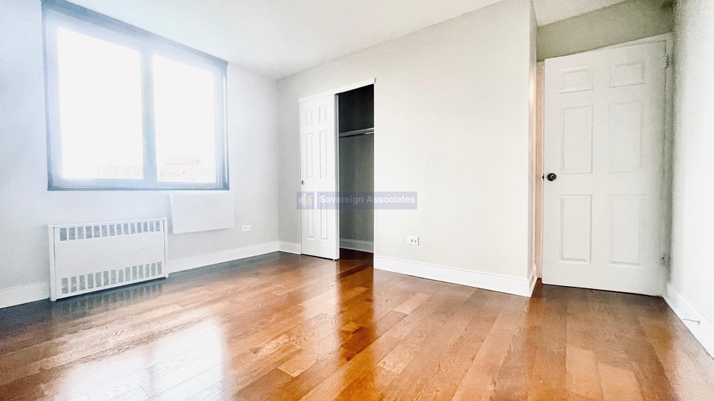 3333 Broadway - Photo 6