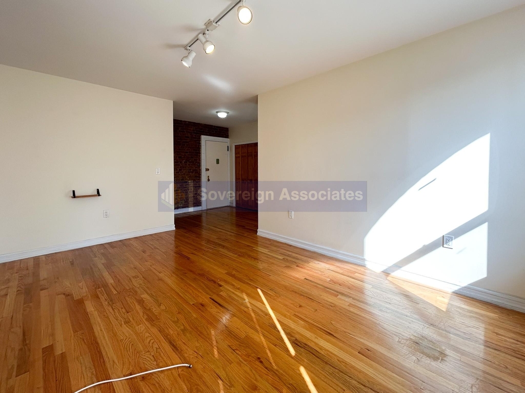 707 West 171st Street - Photo 5