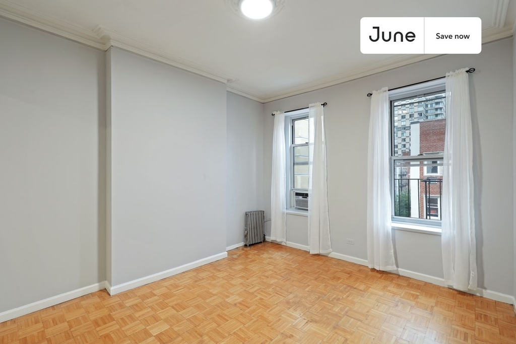 306 East 83rd Street - Photo 5