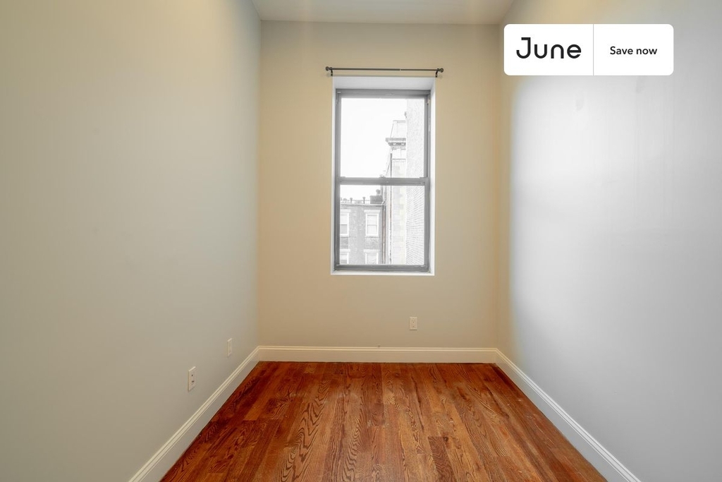 270 West 139th Street - Photo 2