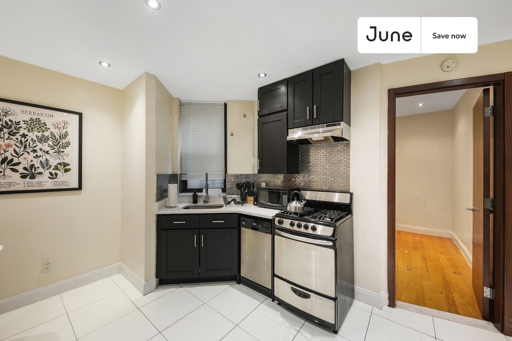 235 West 109th Street - Photo 7