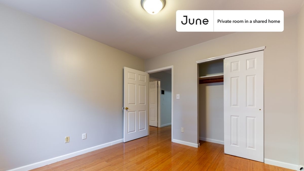 1594 Nostrand Avenue - Photo 2