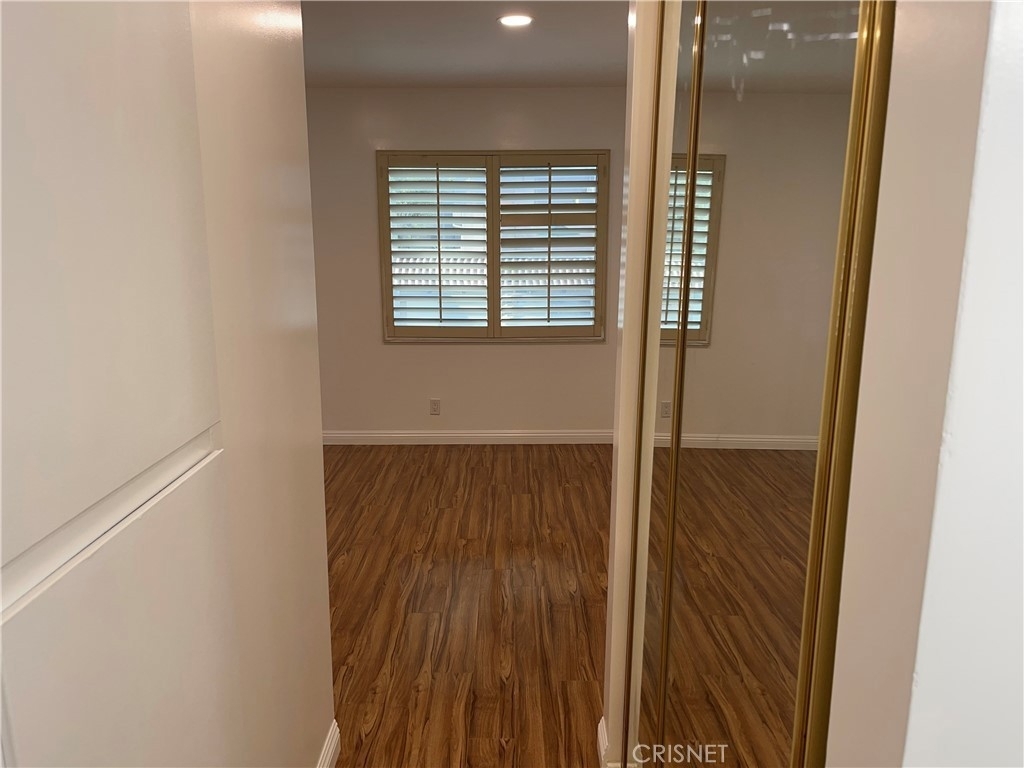 5460 White Oak Avenue - Photo 17