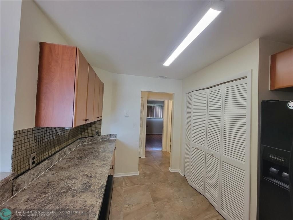 3453 Nw 44th St - Photo 5