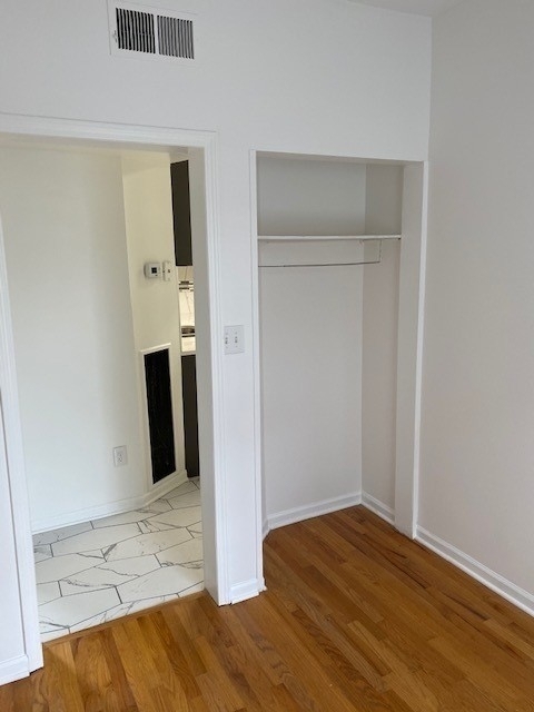 852 W Diversey Parkway - Photo 10