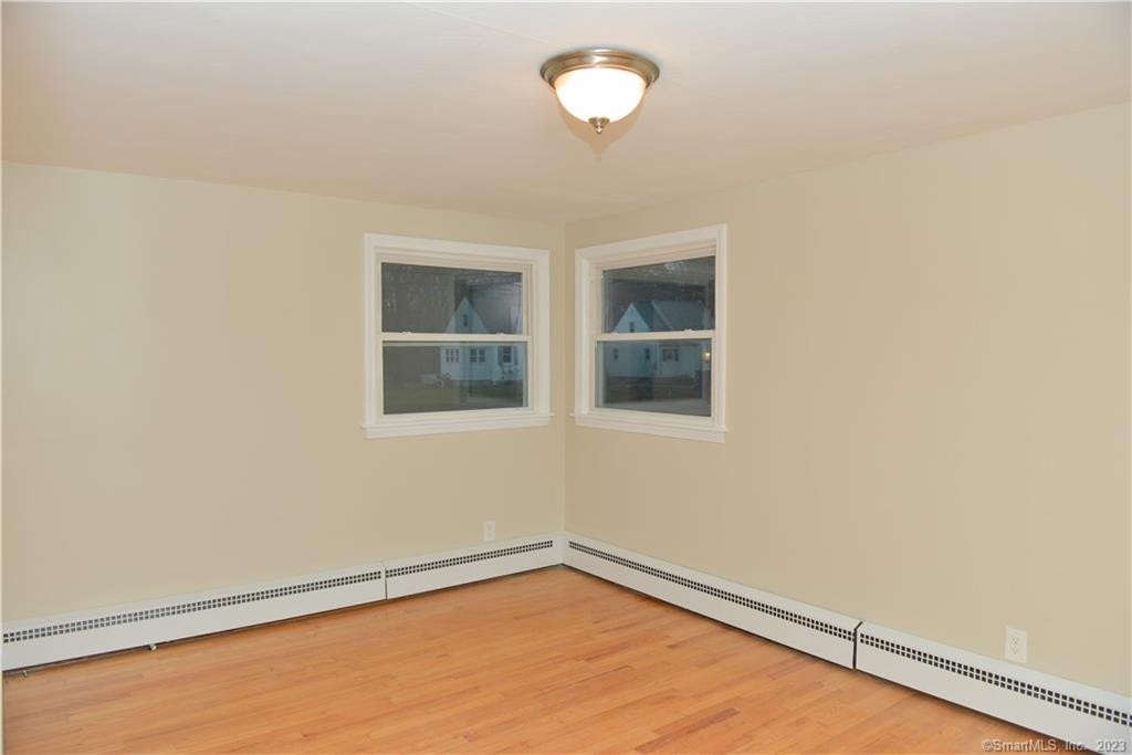 147 Hartford Avenue - Photo 18