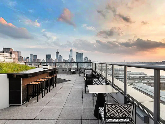 West 57th Street - Photo 7